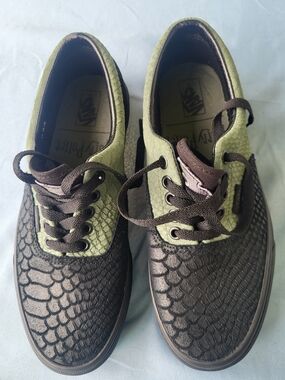 VANS Era Harry Potter‎ Limited Edition Black/Green Low Top Lace Up Sneakers